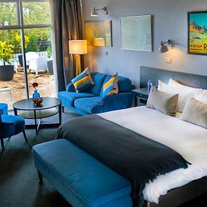 Oriana King Terrace Suite